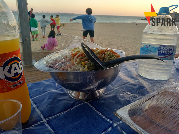 All inclusive: food, t-shirts...